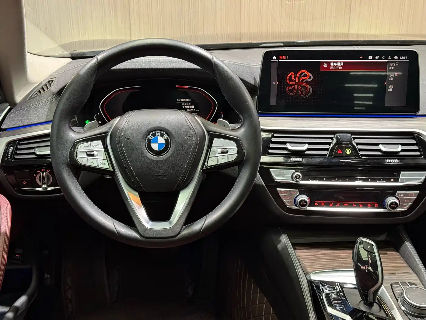BMW 5 Series 2021 530Li Premium Luxury Package фото 17