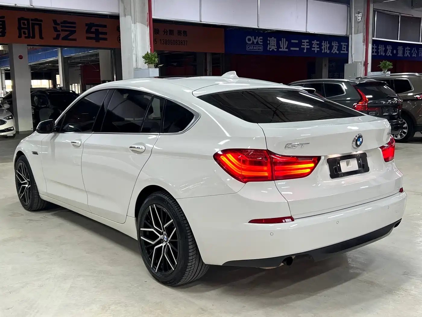 BMW 5 Series GT 2014 535i xDrive фото 4