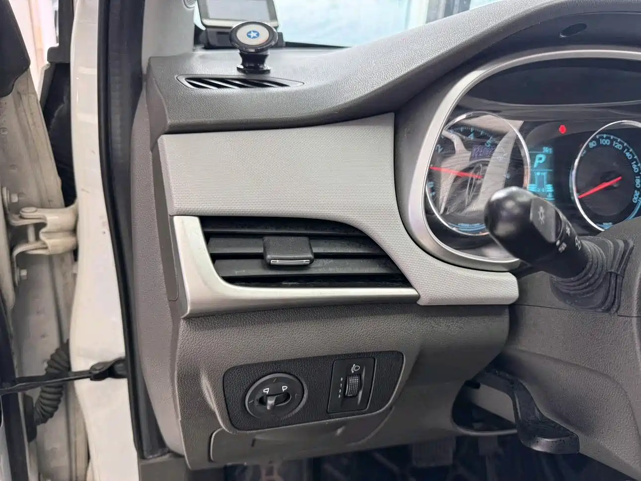 Chevrolet Lova RV 2017 2016 1.5L Automatic Easy-Ride