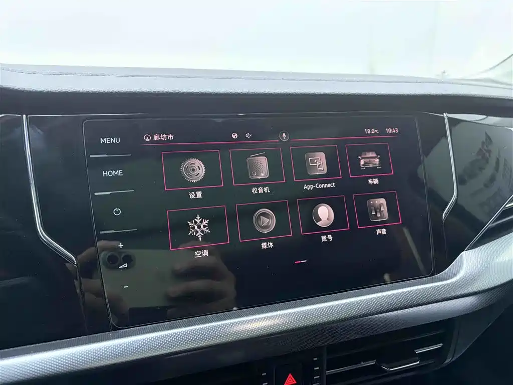Volkswagen Passat 2022 330TSI Luxury Edition фото 22