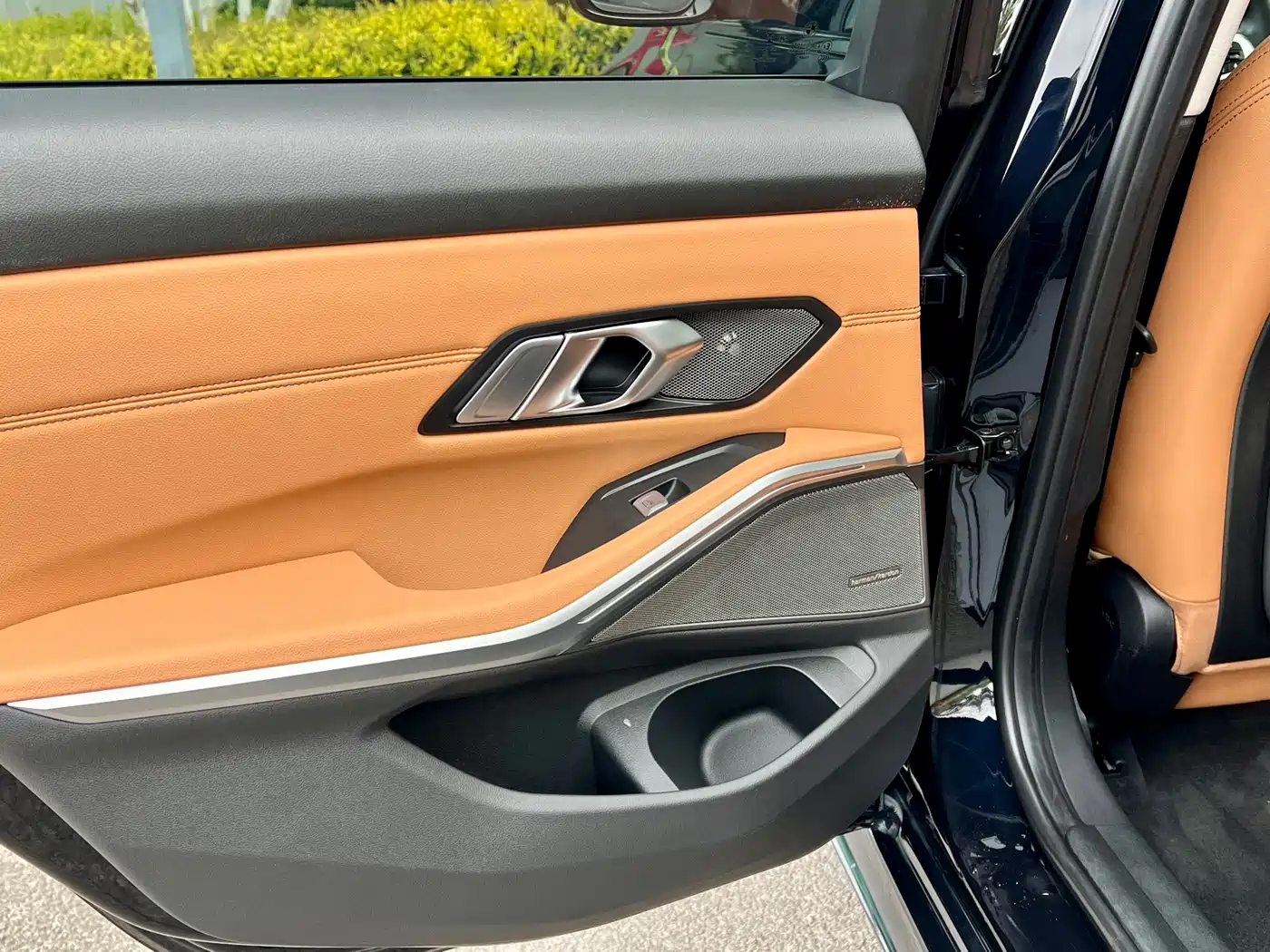 BMW 3 Series 2020 Facelift 325i M Sport Night Edition фото 12