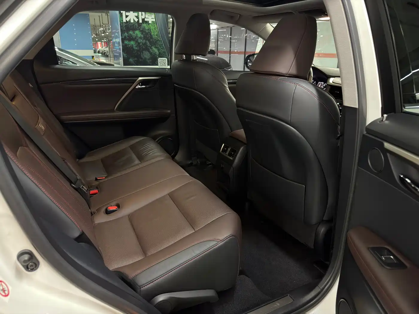 Lexus RX 2016 300 4WD Elegance Edition (China V) фото 17