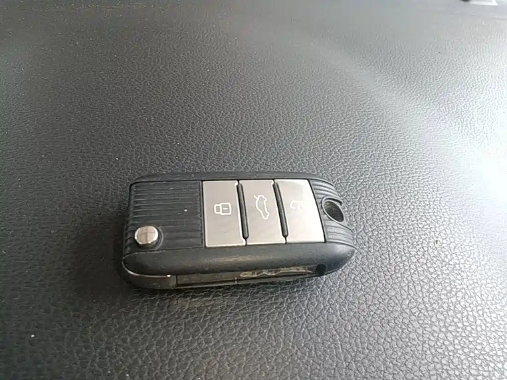 Фото 9 - Roewe RX5