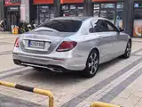 Фото 7 - Mercedes-Benz E-Class