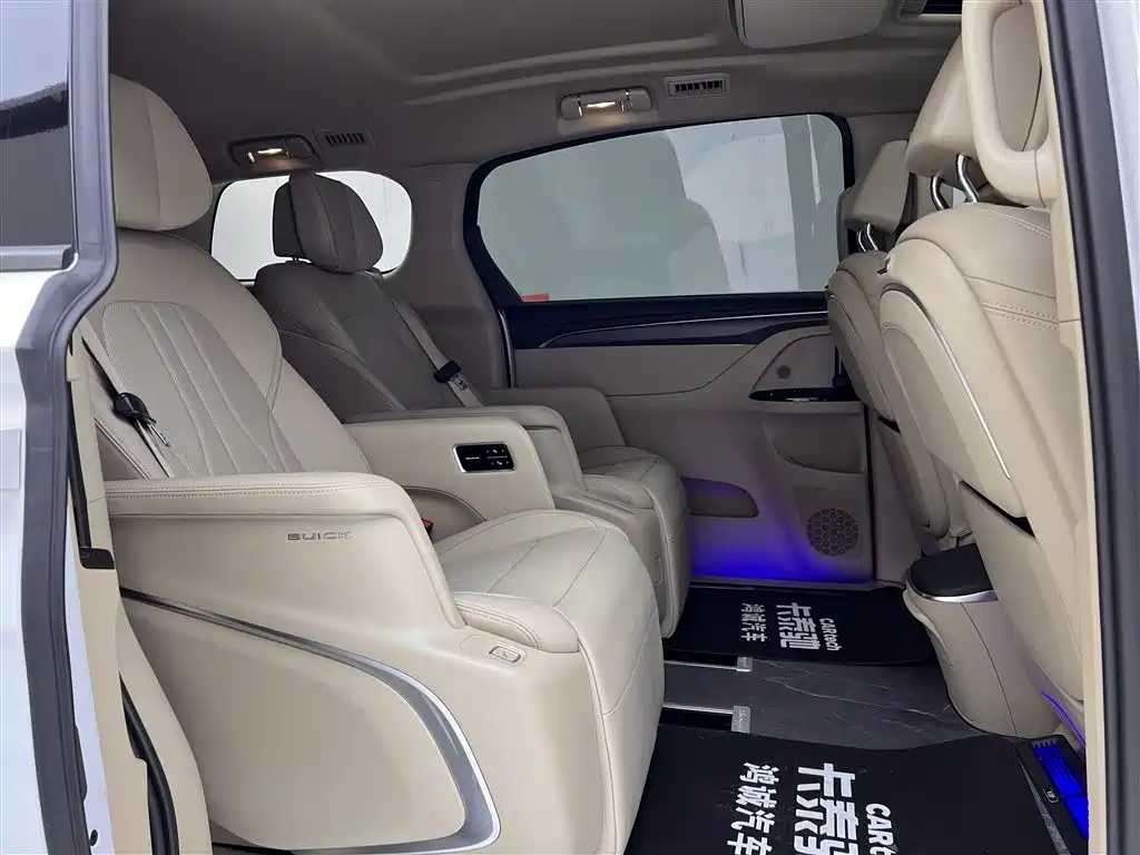 Buick GL8 New Energy 2025 Land Honor Premium Edition 7-Seater фото 24