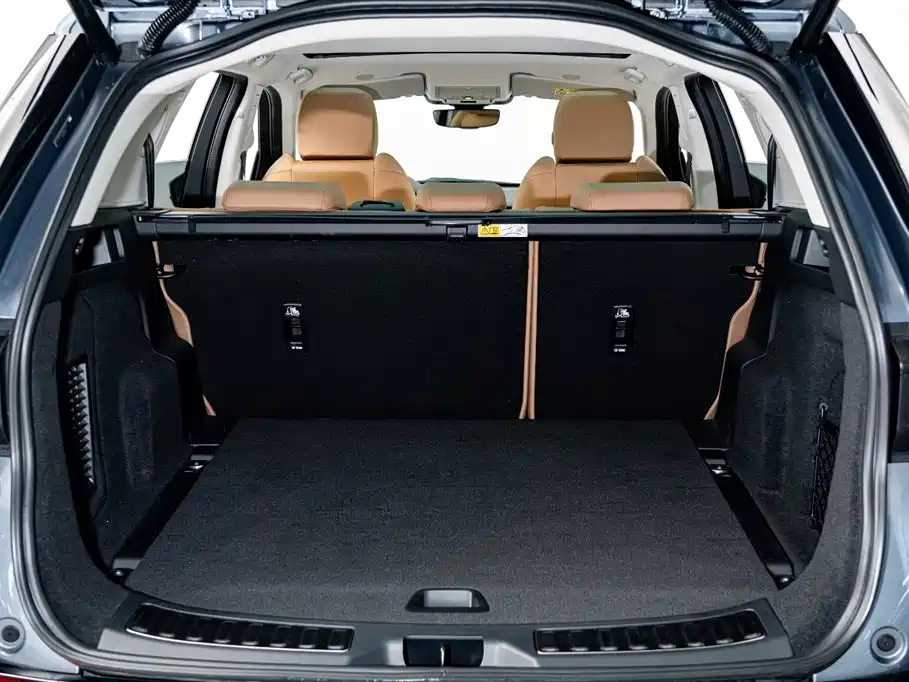 Land Rover Discovery Sport 2024 Performance Technology Edition фото 23