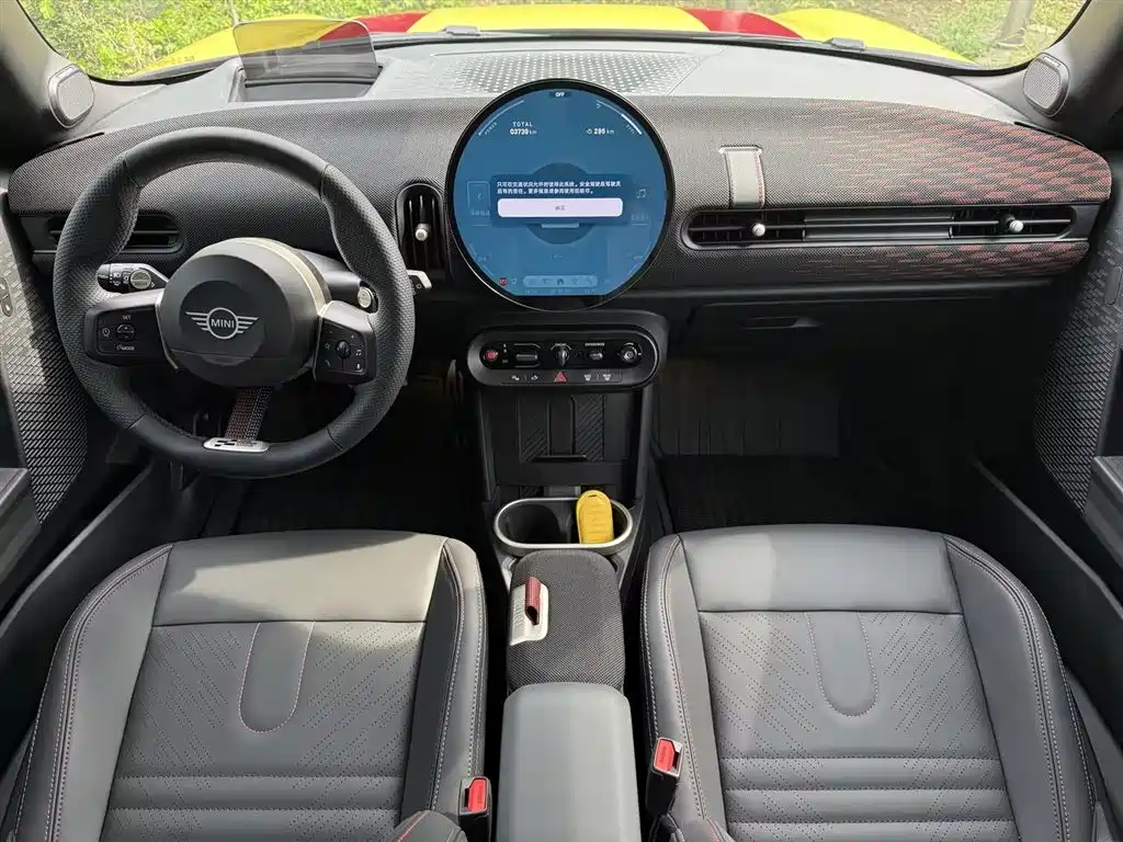MINI JCW 2026 2025 JOHN COOPER WORKS