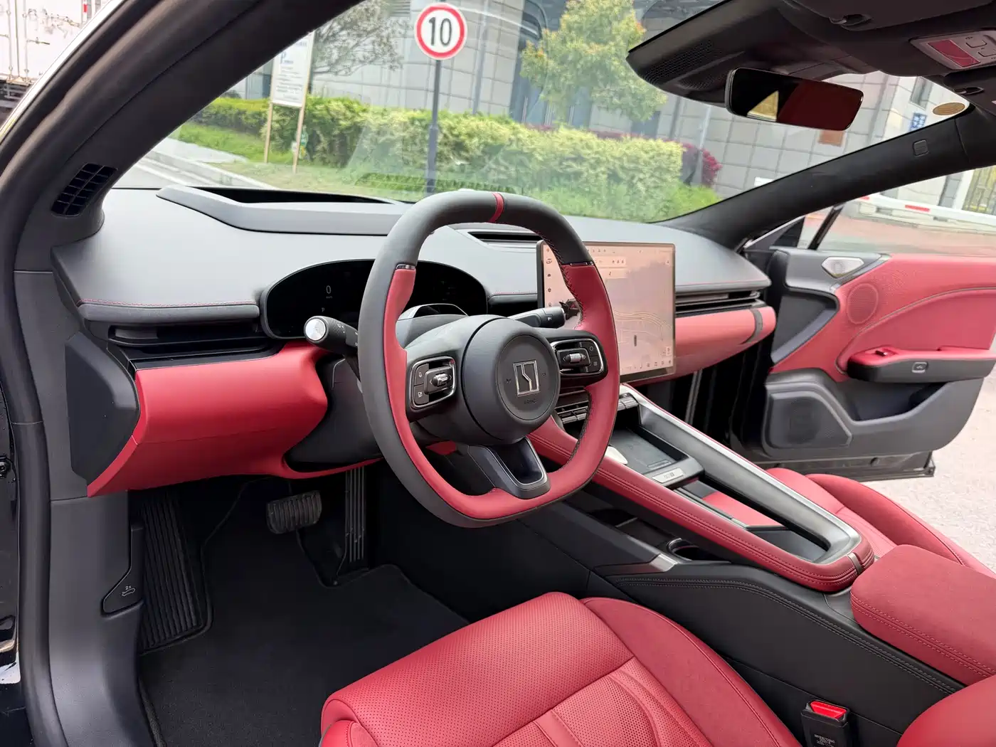 ZEEKR EXTREME KRYPTON 007GT