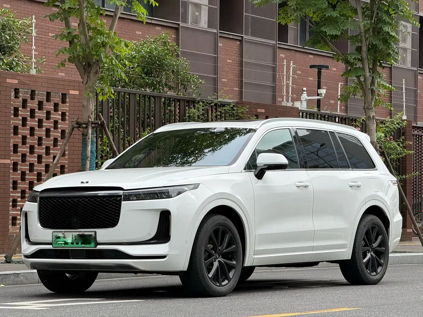 Li Auto Li ONE 2020 Extended Range 6-seater