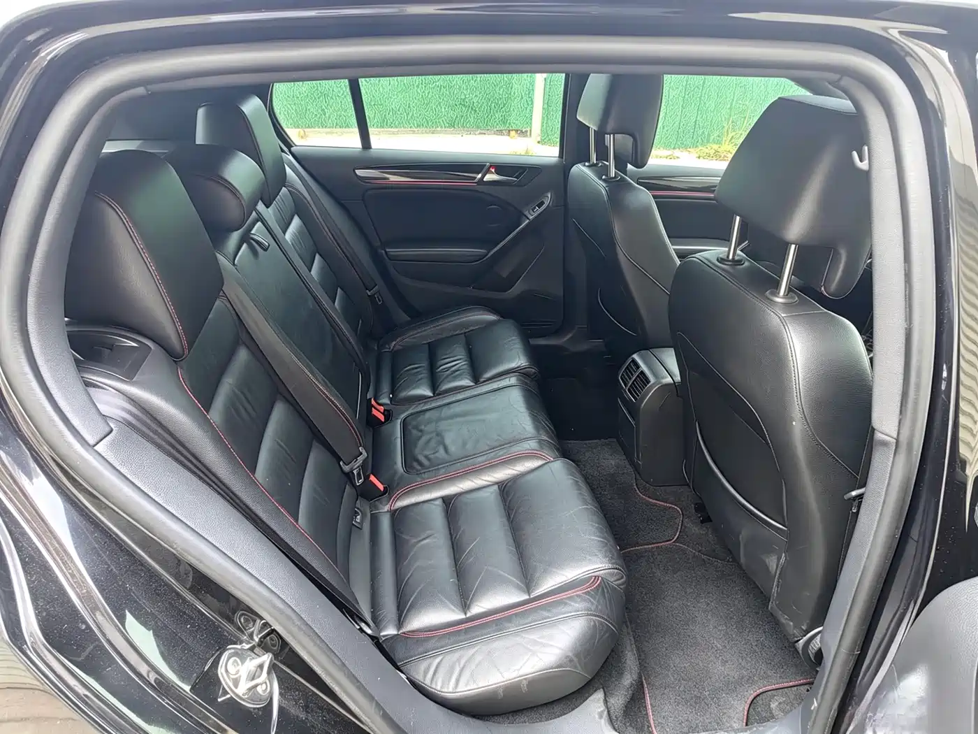 Volkswagen Golf GTI 2012 2.0TSI GTI фото 7