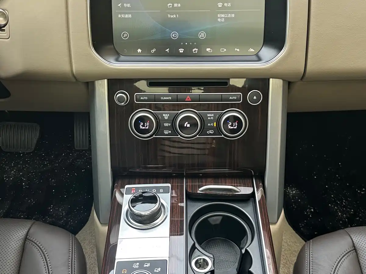 Land Rover Range Rover 2017 3.0 SC V6 Vogue фото 19