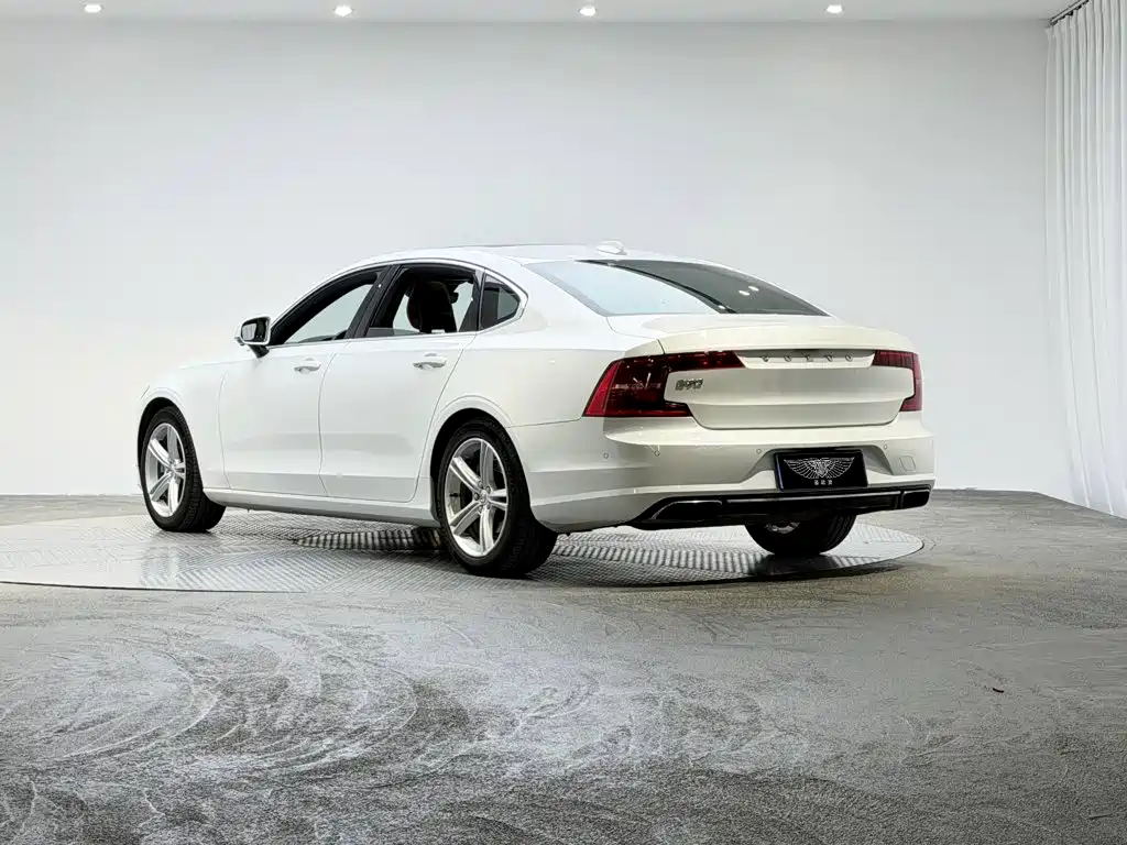 Volvo S90 2017 2017 T4 Inscription