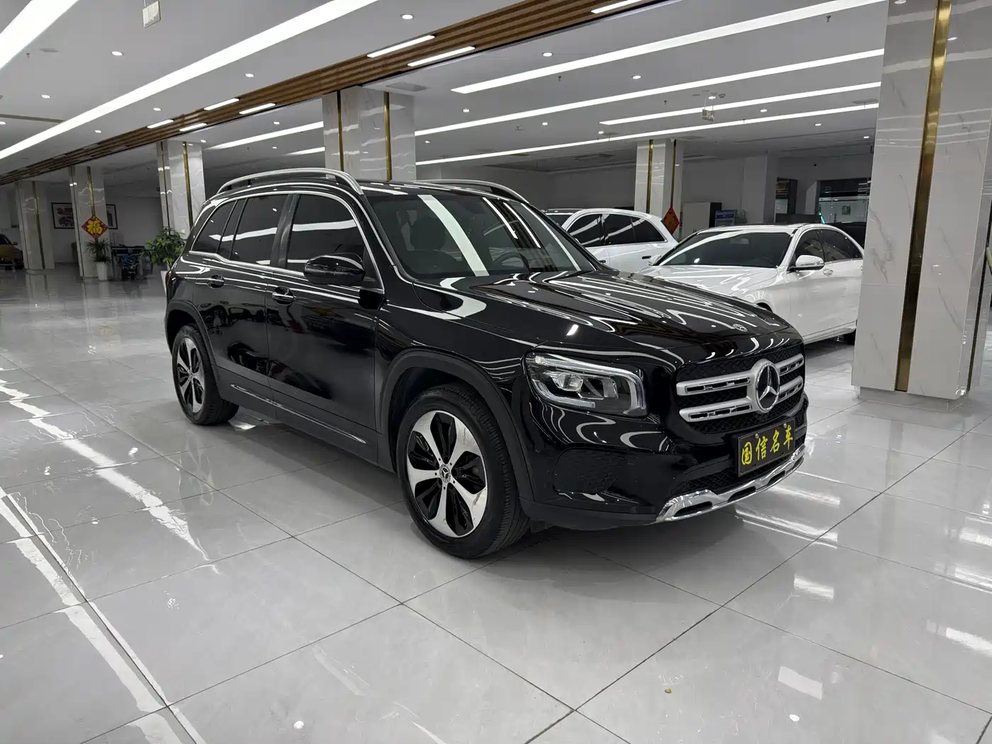Mercedes-Benz GLB 2022 Model GLB 200 Fashion Edition фото 3