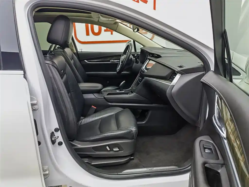 Cadillac XT5 2018 25T Luxury фото 23