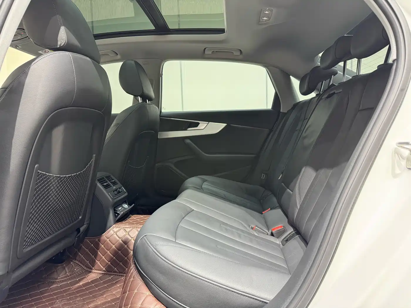 Audi A4L 2019 40 TFSI Fashion (China VI) фото 17