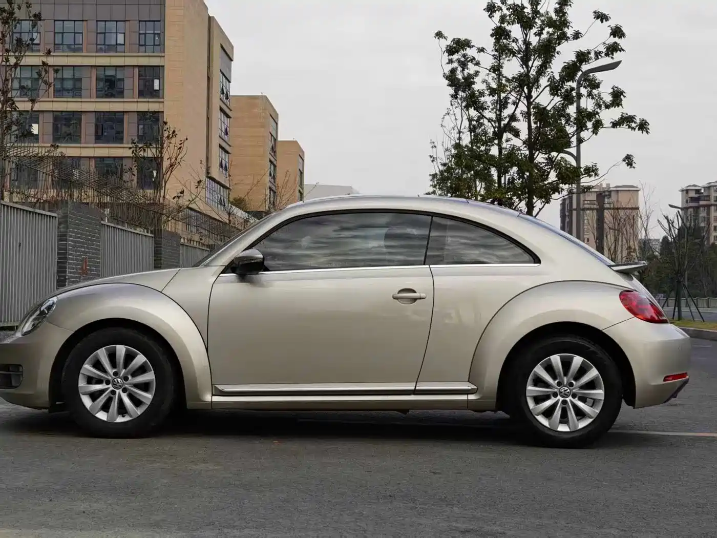Volkswagen Beetle 2013 1.4TSI Comfort фото 12