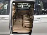 Фото 15 - Buick GL8