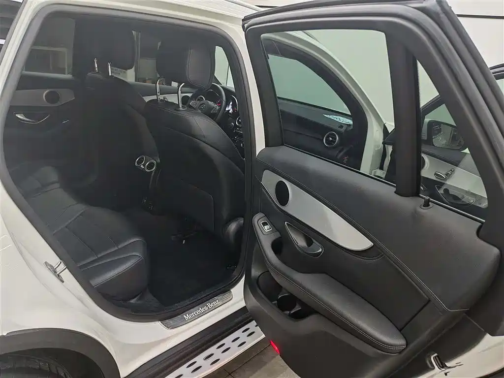Mercedes-Benz GLC 2019 GLC 200 4MATIC фото 14