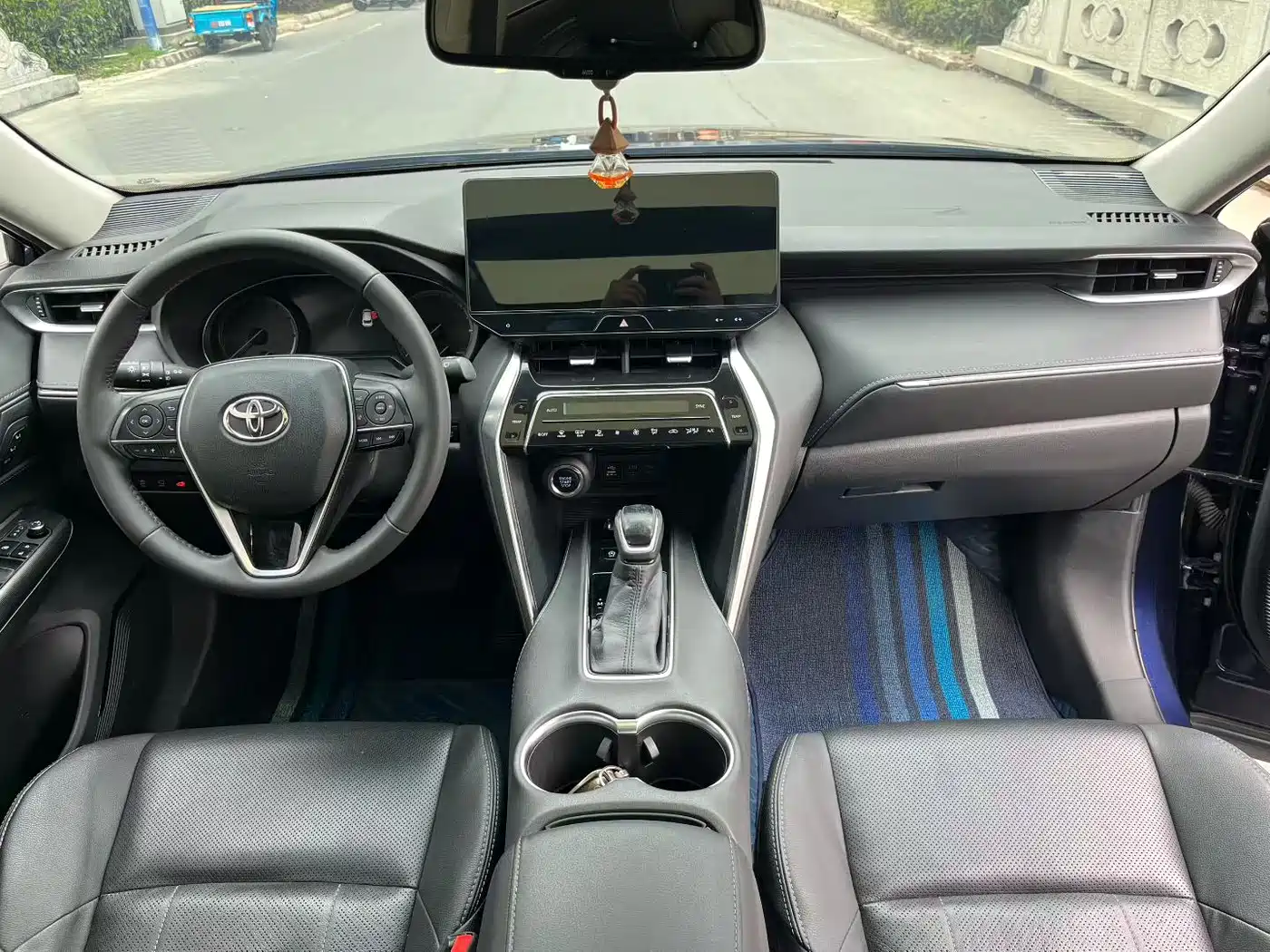 Toyota Lingfang HARRIER 2022 2.0L CVT 2WD Premium Edition фото 9
