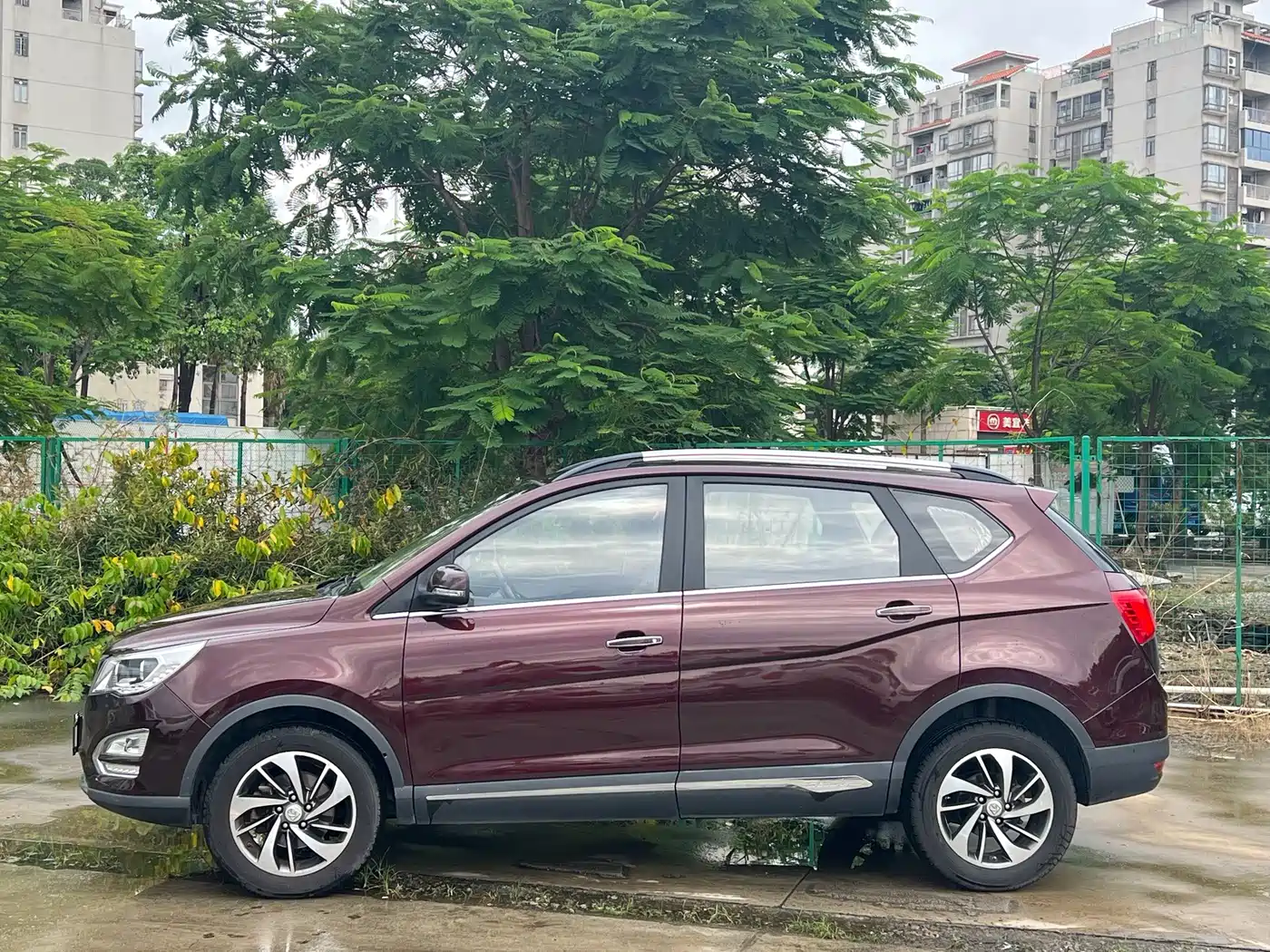 Baojun 560 2017 2016 1.8L iAMT Luxury