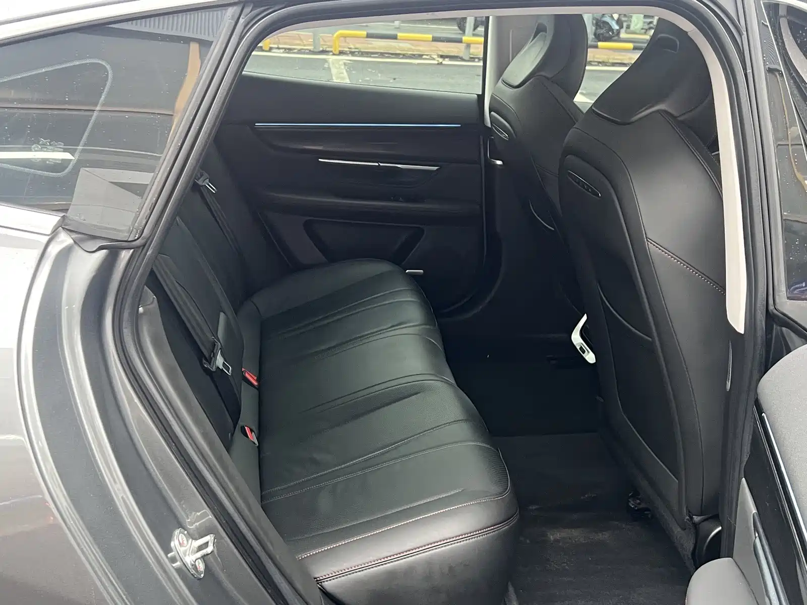 Фото 20 - XPeng P7