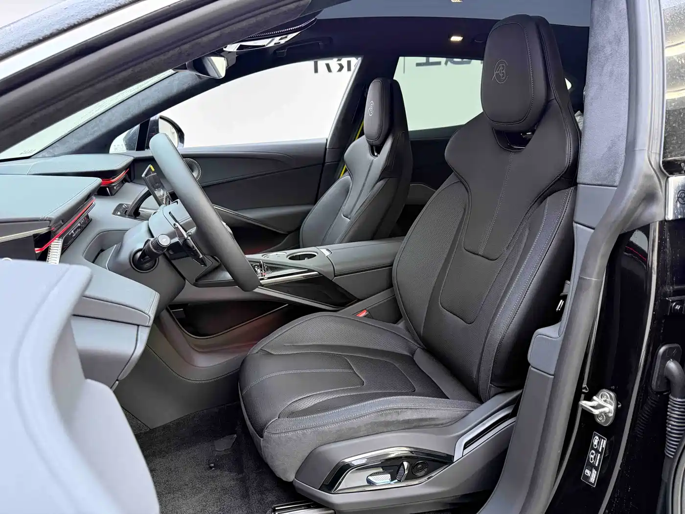 LOTUS SPORTS CAR ELETRE