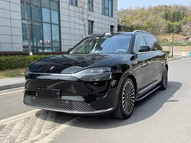 AITO ASK THE WORLD M9