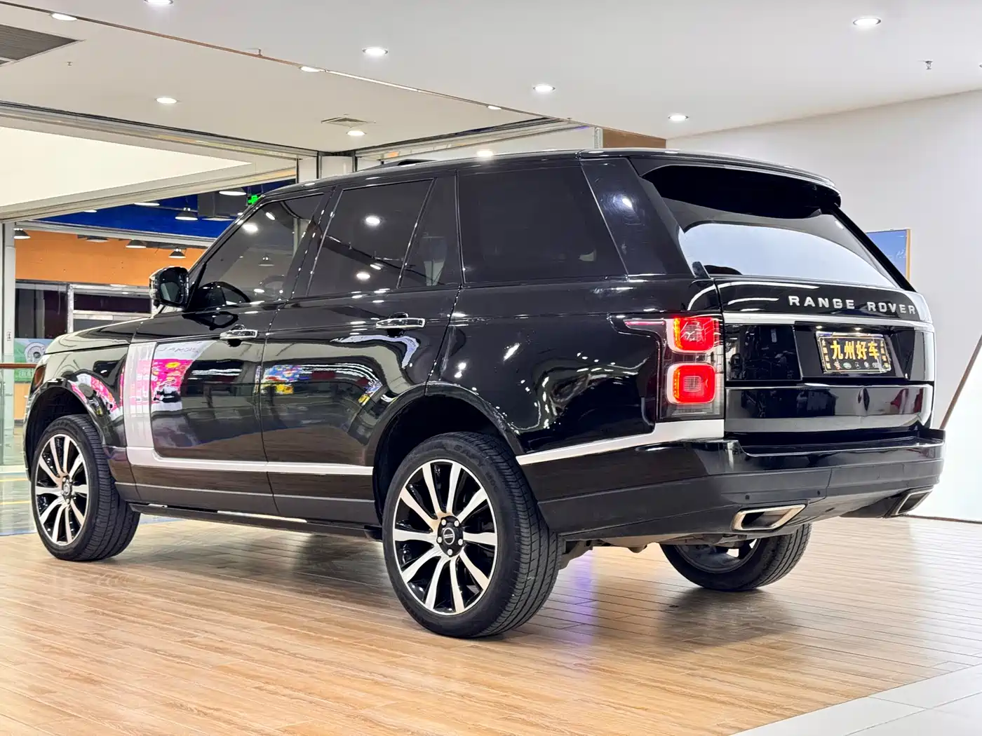 Land Rover Range Rover 2014 3.0 SC V6 Vogue SE фото 5