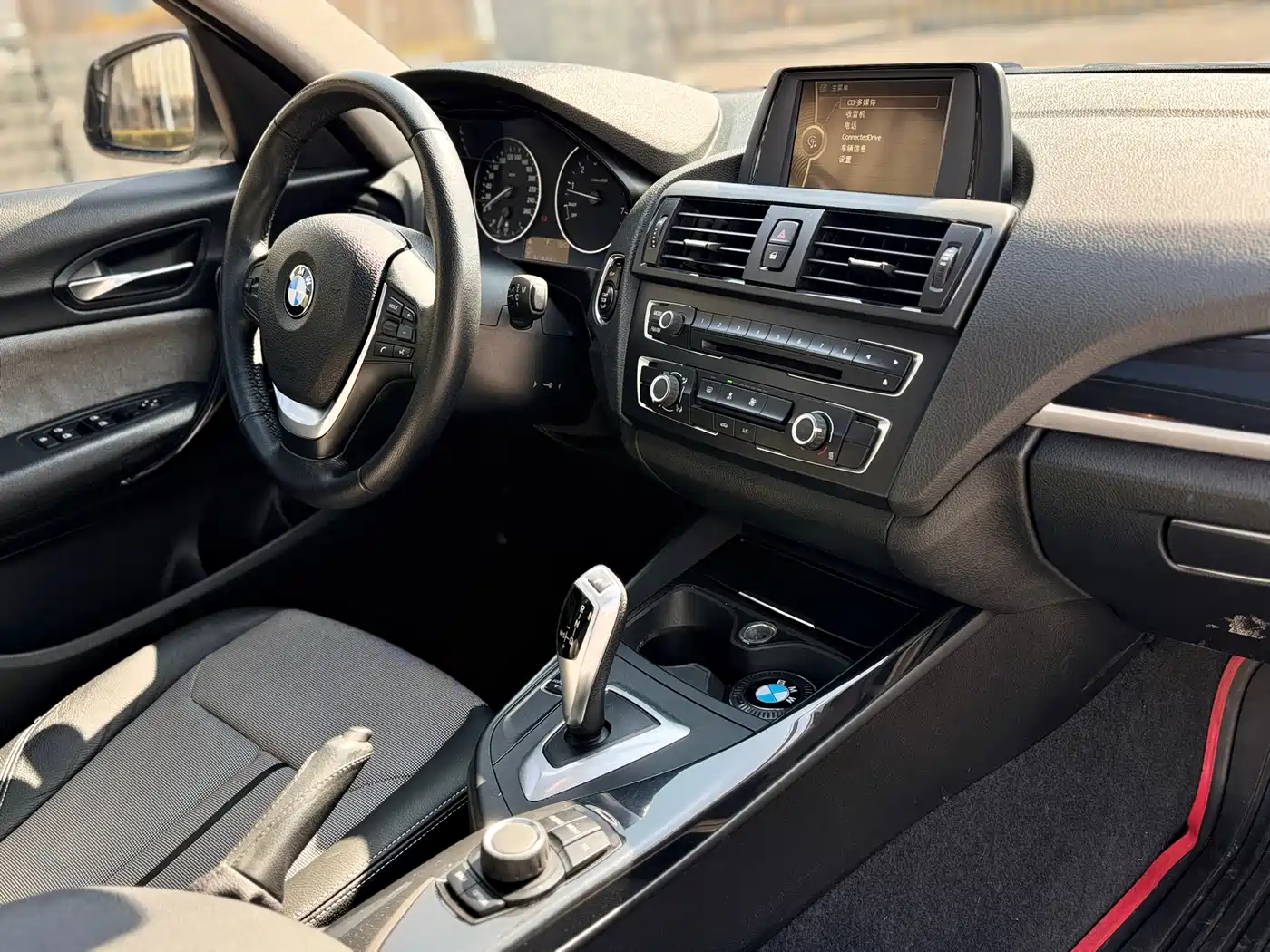 BMW 1 Series (Import) 2013 Facelift 116i Urban Model фото 21