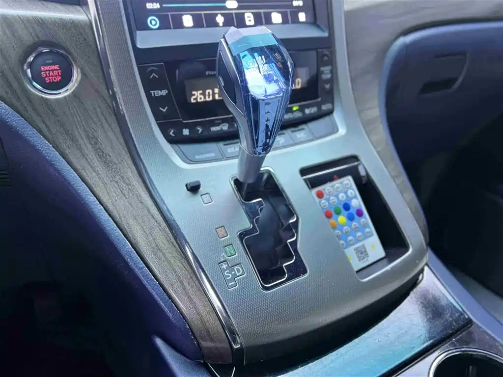 Toyota Alphard 2011 Model 2.4L Luxury фото 9
