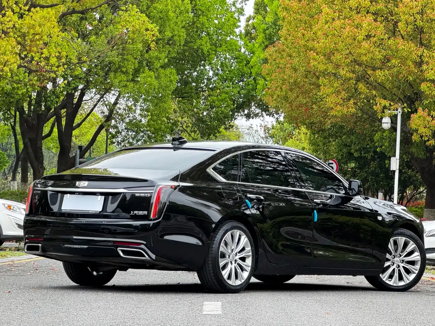 CADILLAC CT6