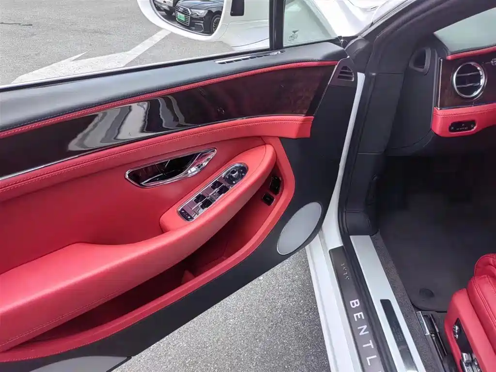 Bentley Continental 2018 6.0T GT W12 фото 5