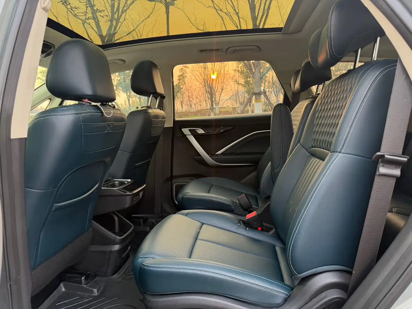 GEELY AUTOMOBILE JIAJIE