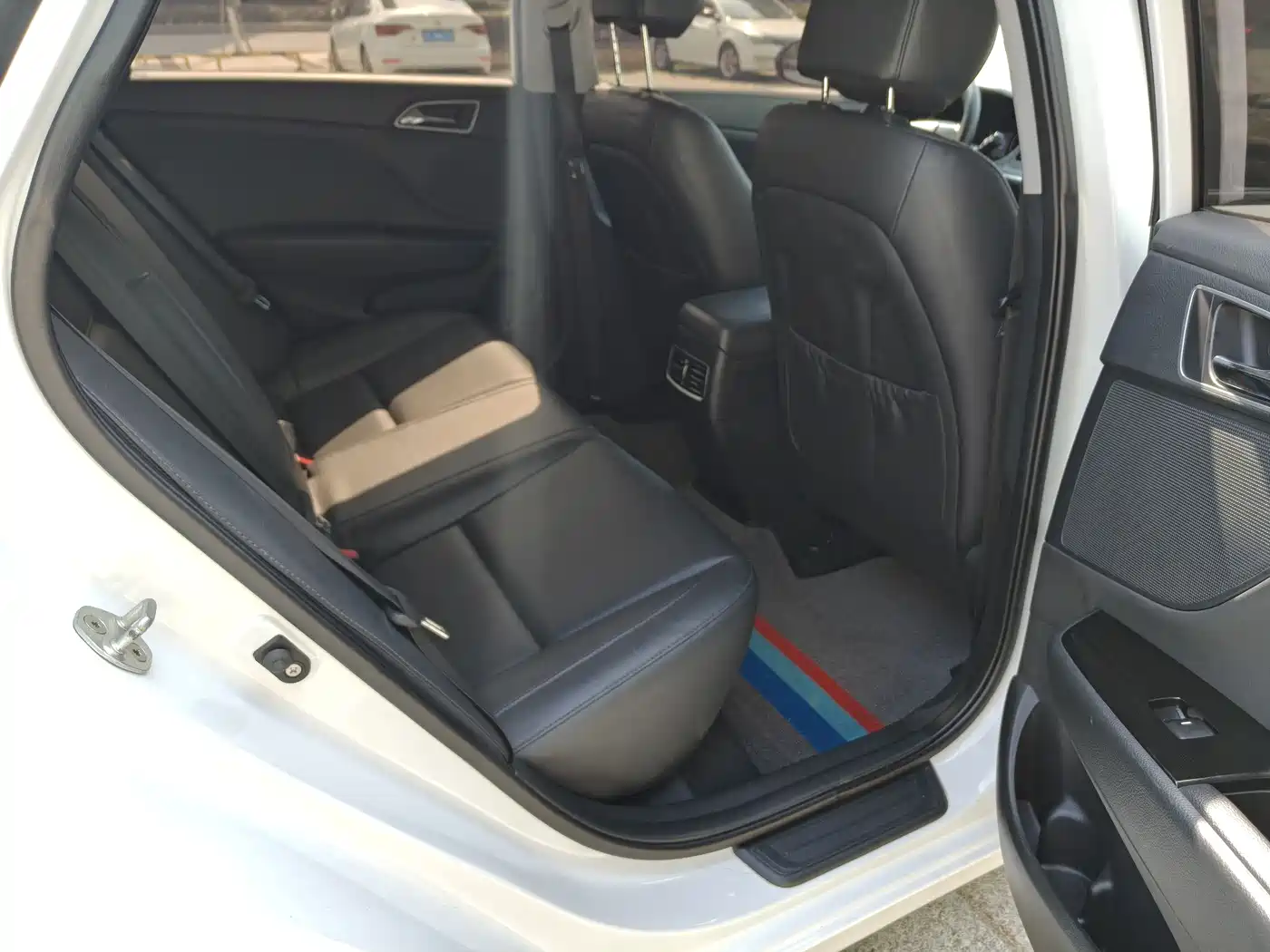 HYUNDAI NAME PICTURE