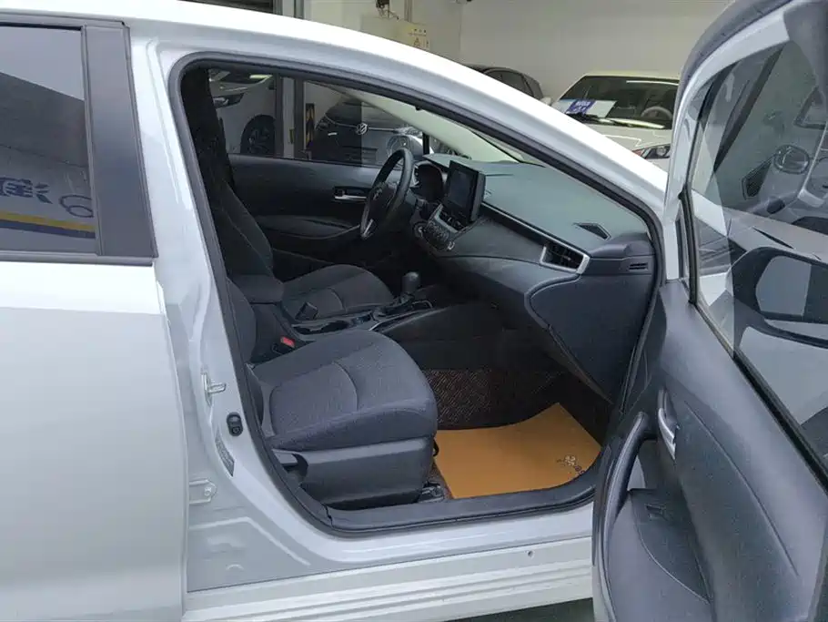 Toyota Corolla 2022 TNGA 1.5L CVT Pioneer Edition фото 8