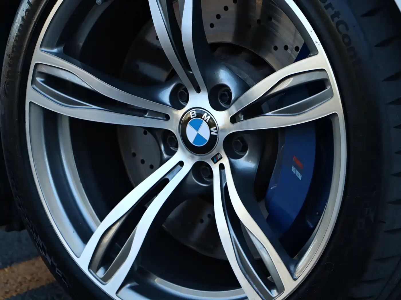 BMW M5 2012 M5 фото 19