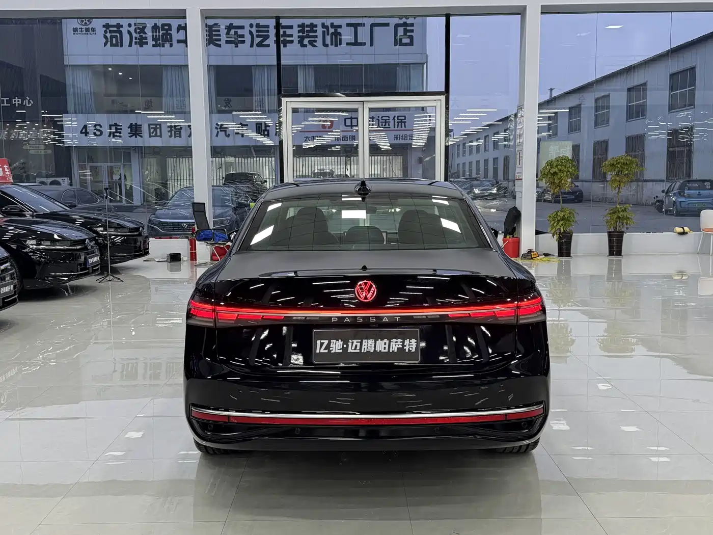 Volkswagen Passat 2025 Pro 380TSI Dragon Prestige Edition фото 5