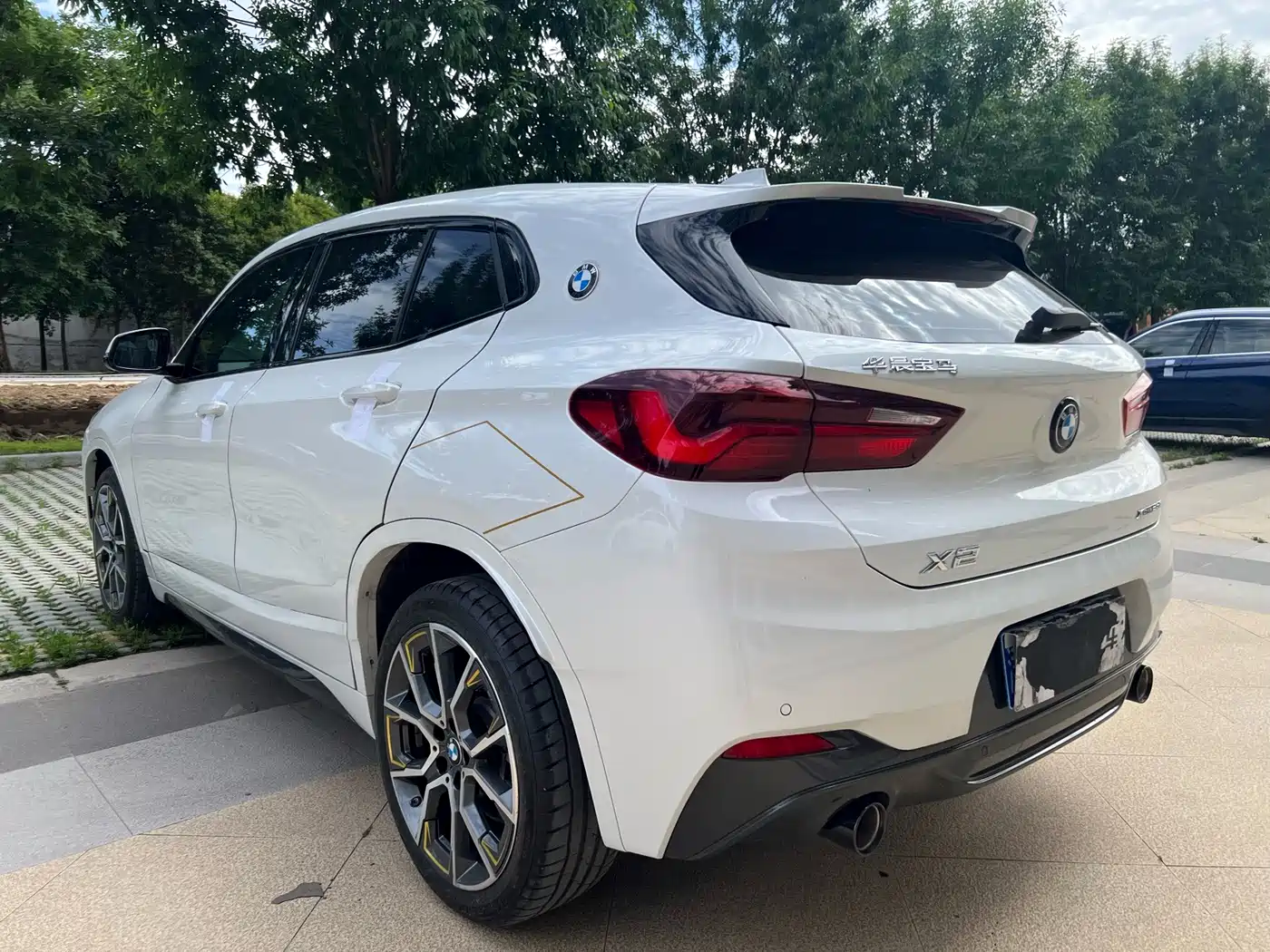 BMW X2 2023 2023 xDrive 25i Radiance Edition