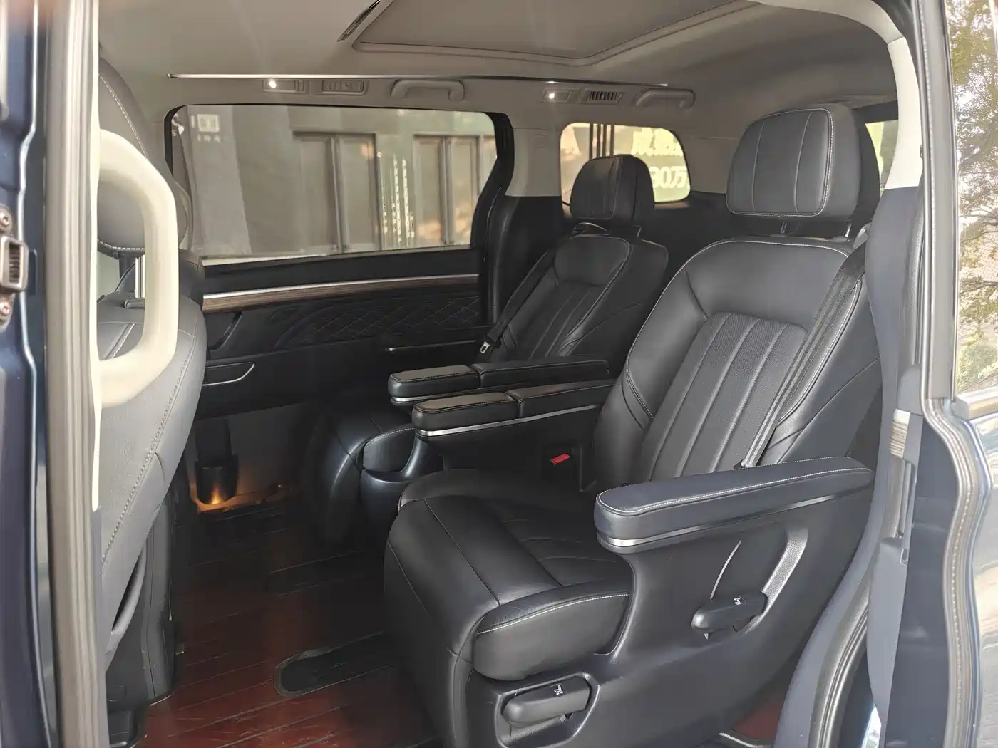 GAC Trumpchi Trumpchi M8 2019 320T Ultimate Edition фото 10