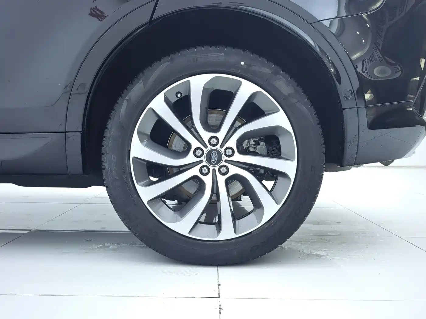 Land Rover Discovery Sport 2020 249PS R-Dynamic Performance Tech 7-seater фото 20