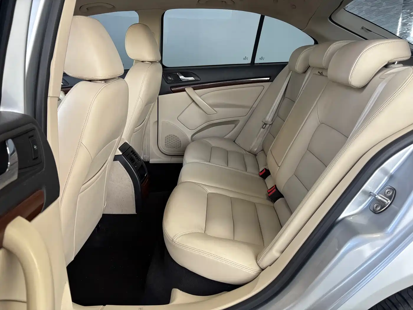 Škoda Octavia 2014 1.6L Auto Yijun Edition фото 15