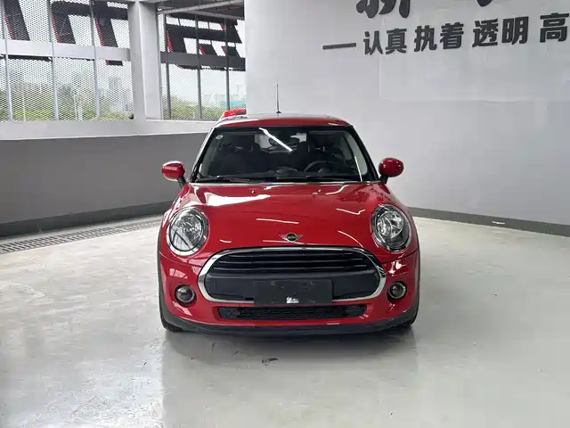 MINI 2018 1.5T ONE PLUS — фото 3