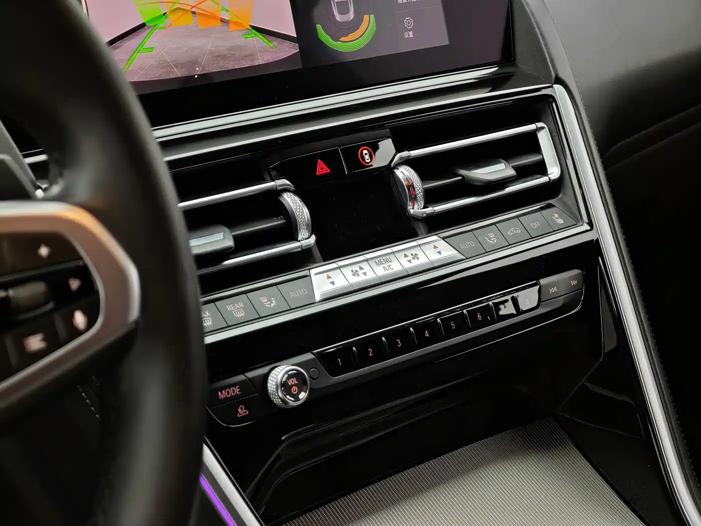 BMW 8 Series 2019 840i Coupe M Sport Package фото 10