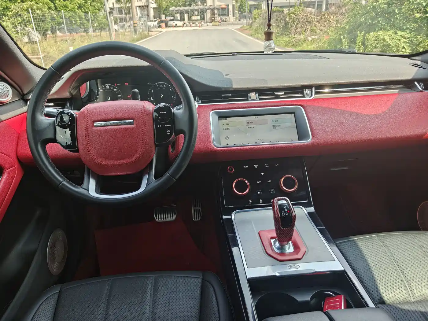 Land Rover Range Rover Evoque 2020 249PS Youth Edition фото 7
