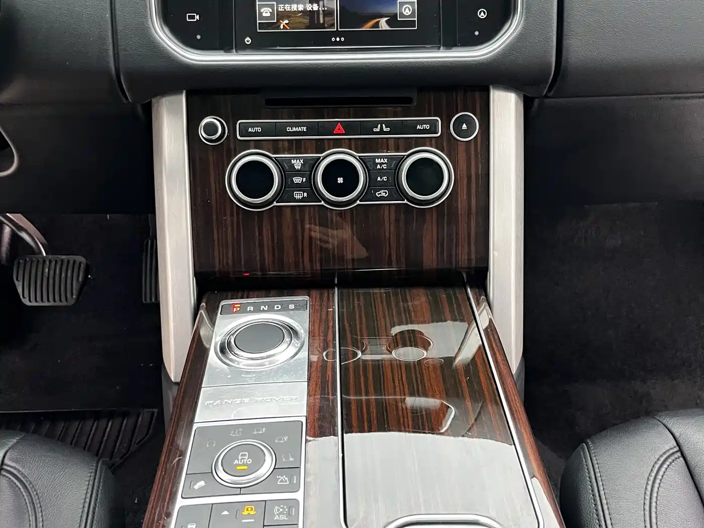 Land Rover Range Rover 2015 3.0 TDV6 Vogue фото 17