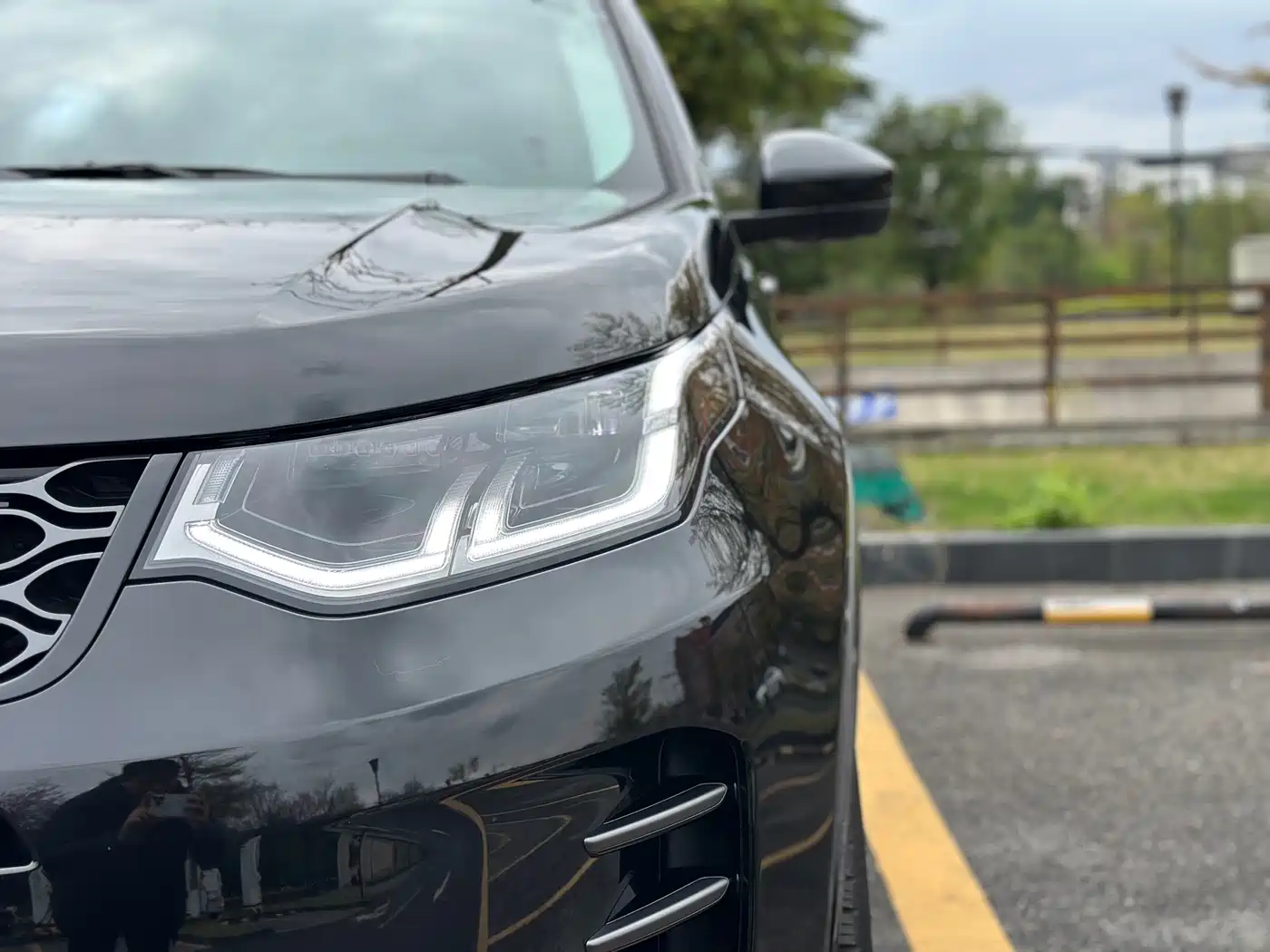 LAND ROVER DISCOVER SPORTS