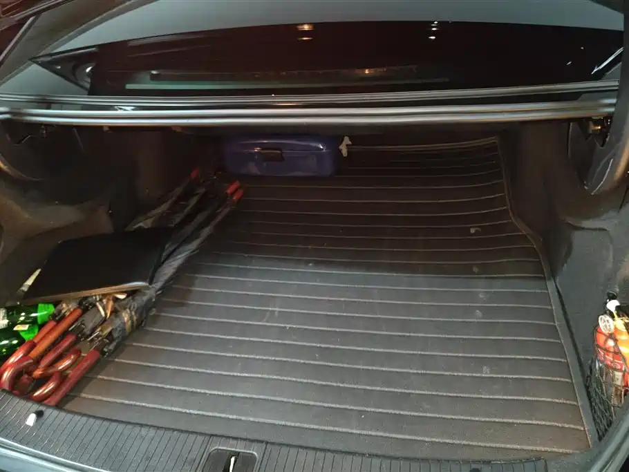 Mercedes-Benz E-Class 2015 E 320 L 4MATIC фото 4