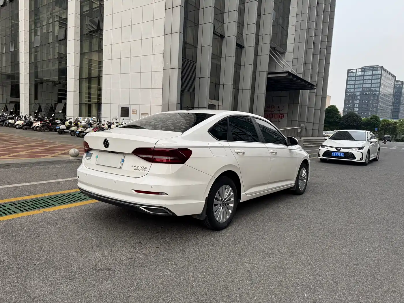 Volkswagen Lavida 2021 280TSI DSG Comfort Edition фото 28