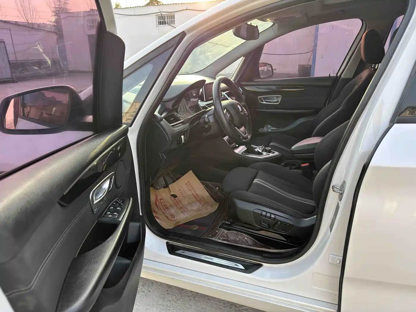 BMW 2 Series Gran Tourer 2015 218i Leading фото 8