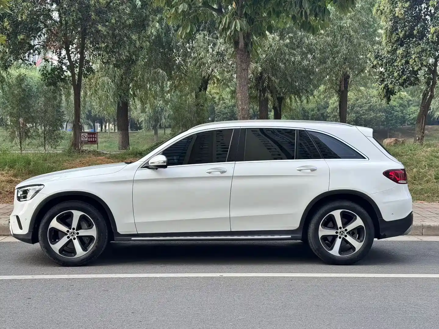 Фото 7 - Mercedes-Benz GLC